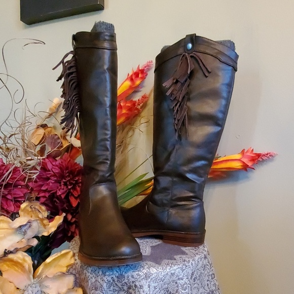 XOXO Shay Western Inspired Boot - Picture 3 of 5